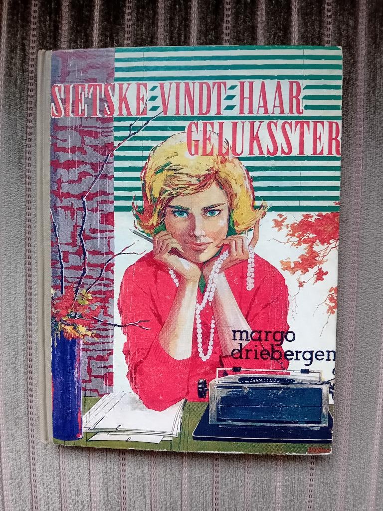 Boek - Sietske vindt haar geluksster - Margo Driebergen, Boeken, Ophalen of Verzenden, Gelezen, Margo Driebergen, Fictie