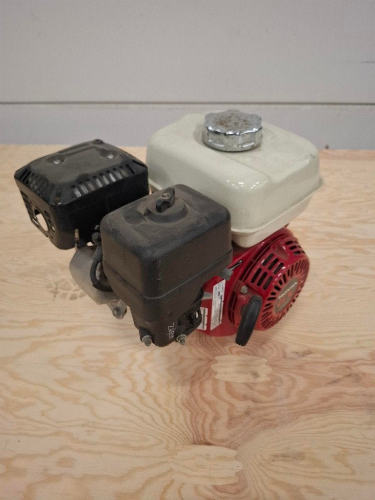 Honda benzine motor, Doe-het-zelf en Verbouw, Ophalen, Zo goed als nieuw, Benzinemotor, 1800 rpm of meer