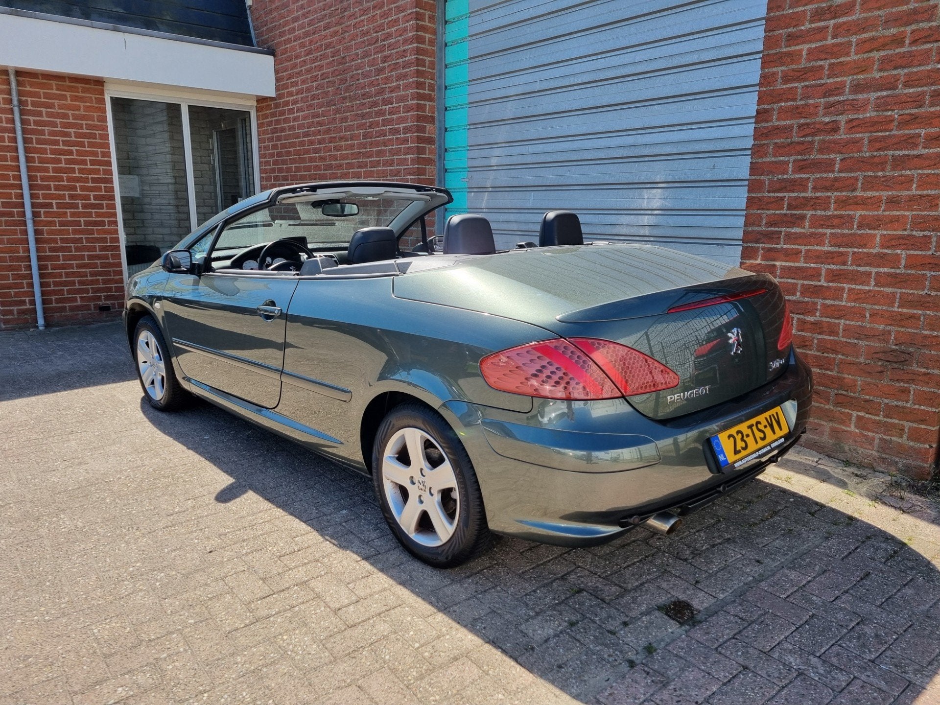 Peugeot 307 CC 2.0-16V Cabrio Clima! Leder! Bj:2004, Auto's, Peugeot, Voorwielaandrijving, Gebruikt, 4 cilinders, Cabriolet
