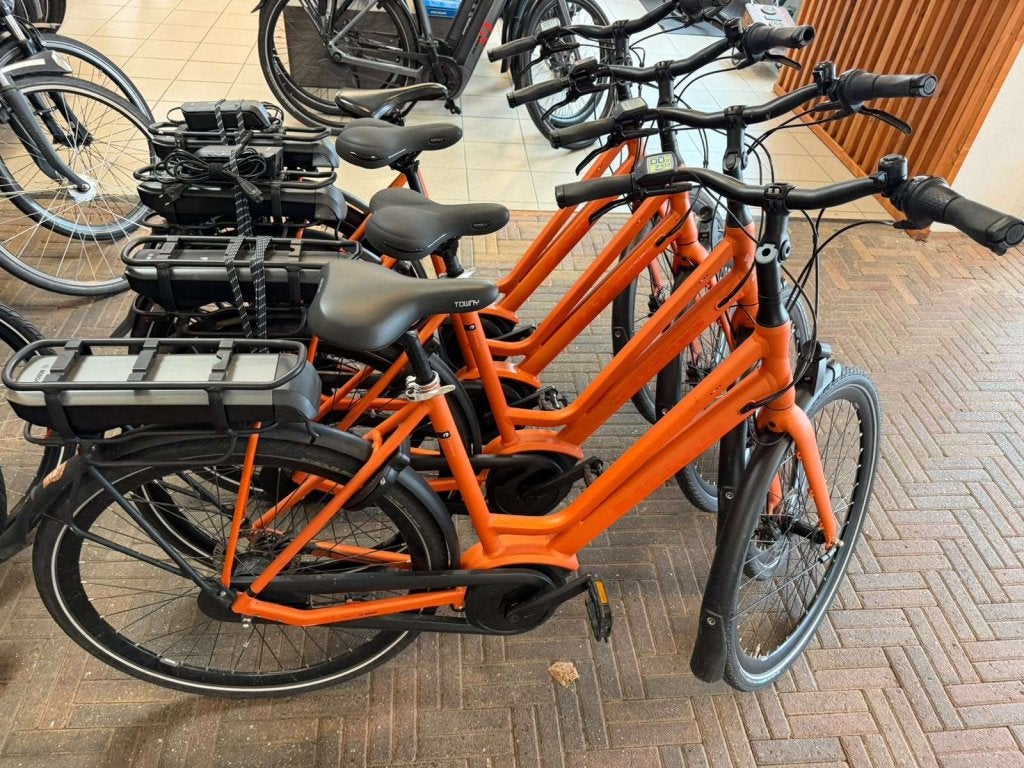 Mooie partij Batavus E-bikes | Bosch middenmotor | Lage km!!, Zo goed als nieuw, 50 km per accu of meer, Niet ingevuld, Ophalen