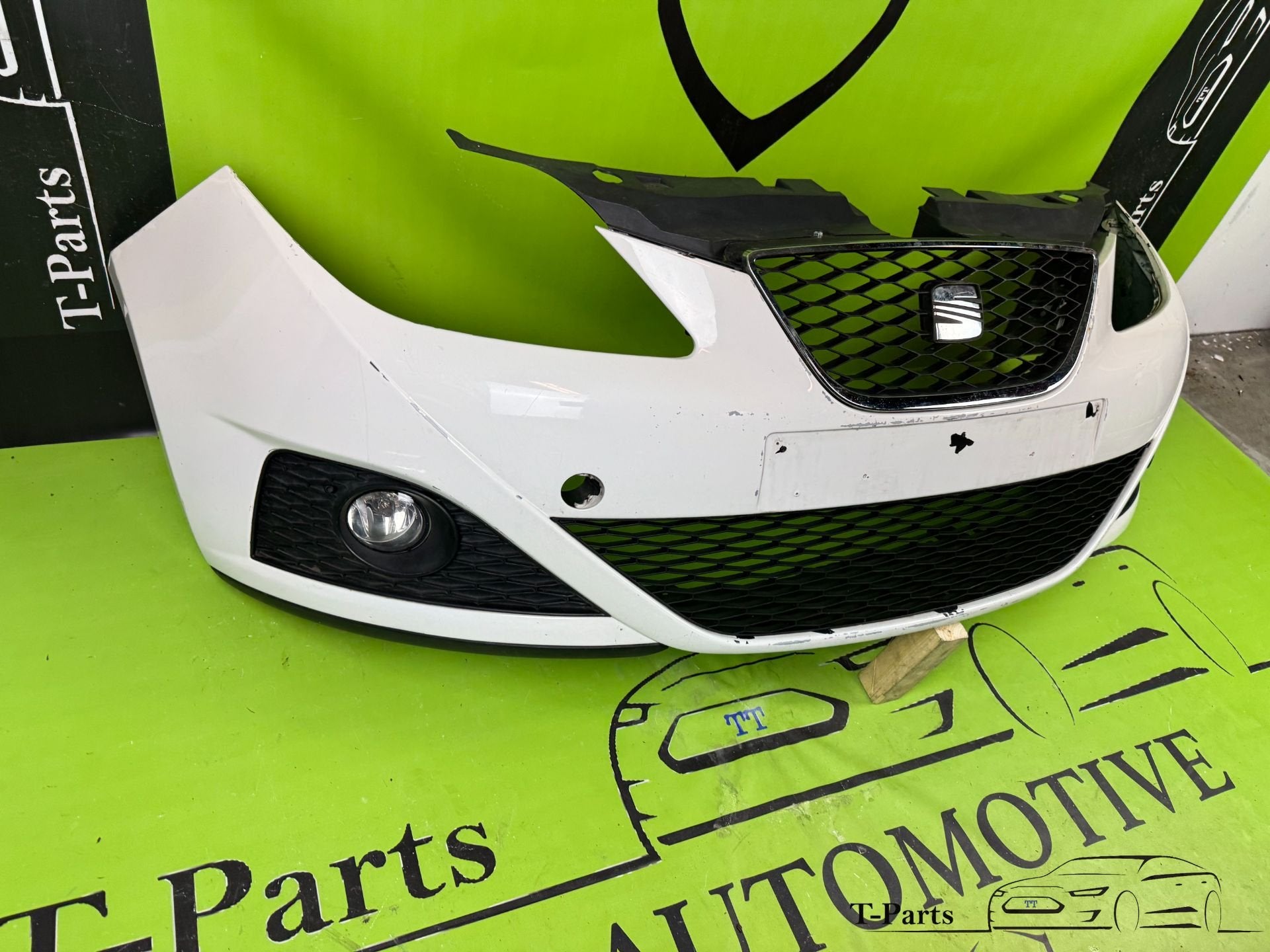 seat ibiza 6j voorbumper bumper grille rooster 2009+, Gebruikt, Autovia A-2, Km 585 585
08760  Martorell, ES, Ophalen of Verzenden
