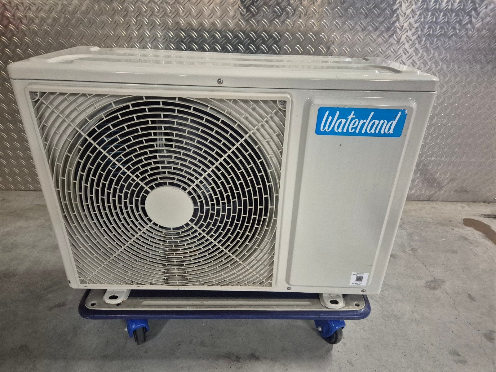 Waterland Warmtepomp PRO 75 R32 - Gebruikt, Ophalen, Gebruikt