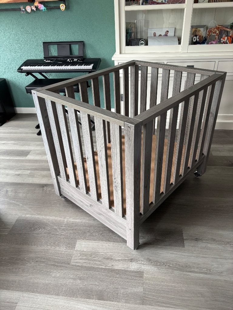 Kinderbox TWF, Kinderen en Baby's, Ophalen, Gebruikt, Rechthoekig, In hoogte verstelbaar