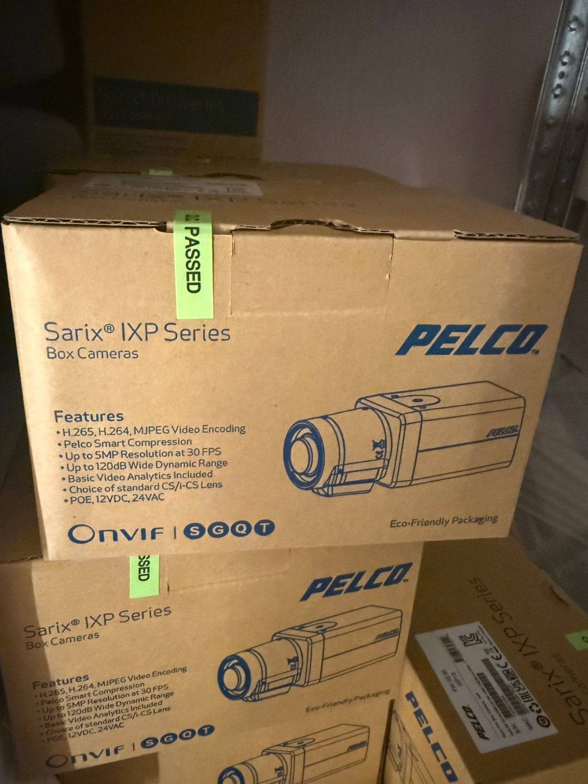 Partij nieuwe pelco sarix box camera’s, Ophalen of Verzenden, Zo goed als nieuw