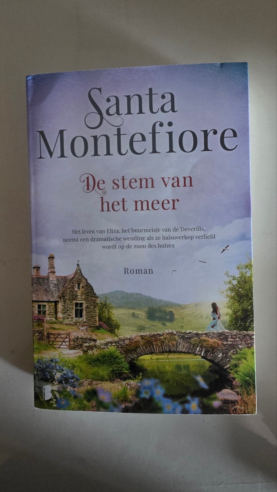 Santa Montefiore - De stem van het meer (Roman), Ophalen of Verzenden, Zo goed als nieuw, Santa Montefiore, Europa overig