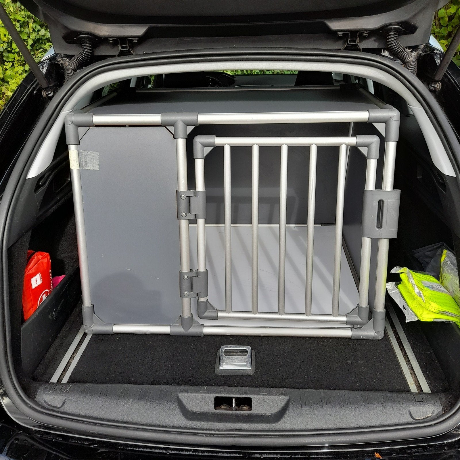 Trixie vervoersbox/autobench maat L, Dieren en Toebehoren, Ophalen, Gebruikt