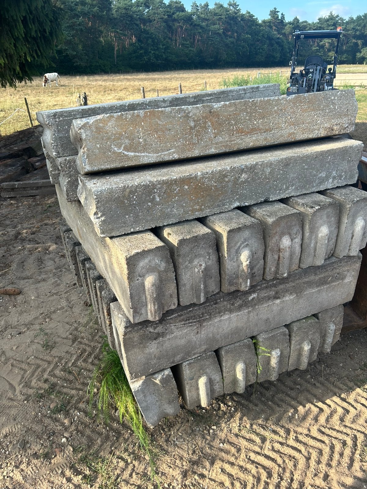 Opsluitbanden/trottoir beton, Ophalen, 100 tot 200 cm, Overige typen, Zo goed als nieuw