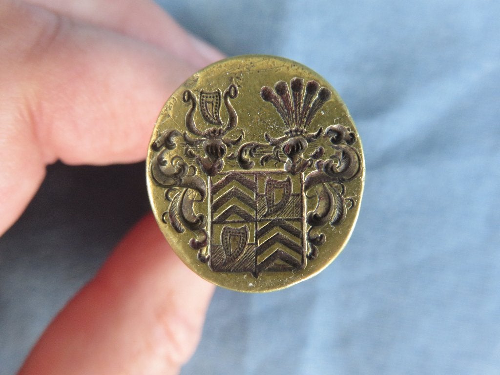 Stempel met familie wapen gravering in brons – 18 / 19e eeuw, Ophalen of Verzenden, Brons