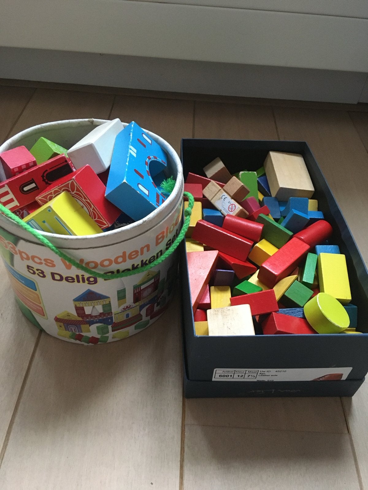 Grote set houten bouwblokken in emmer en doos, Kinderen en Baby's, Ophalen of Verzenden, Gebruikt, Overige merken
