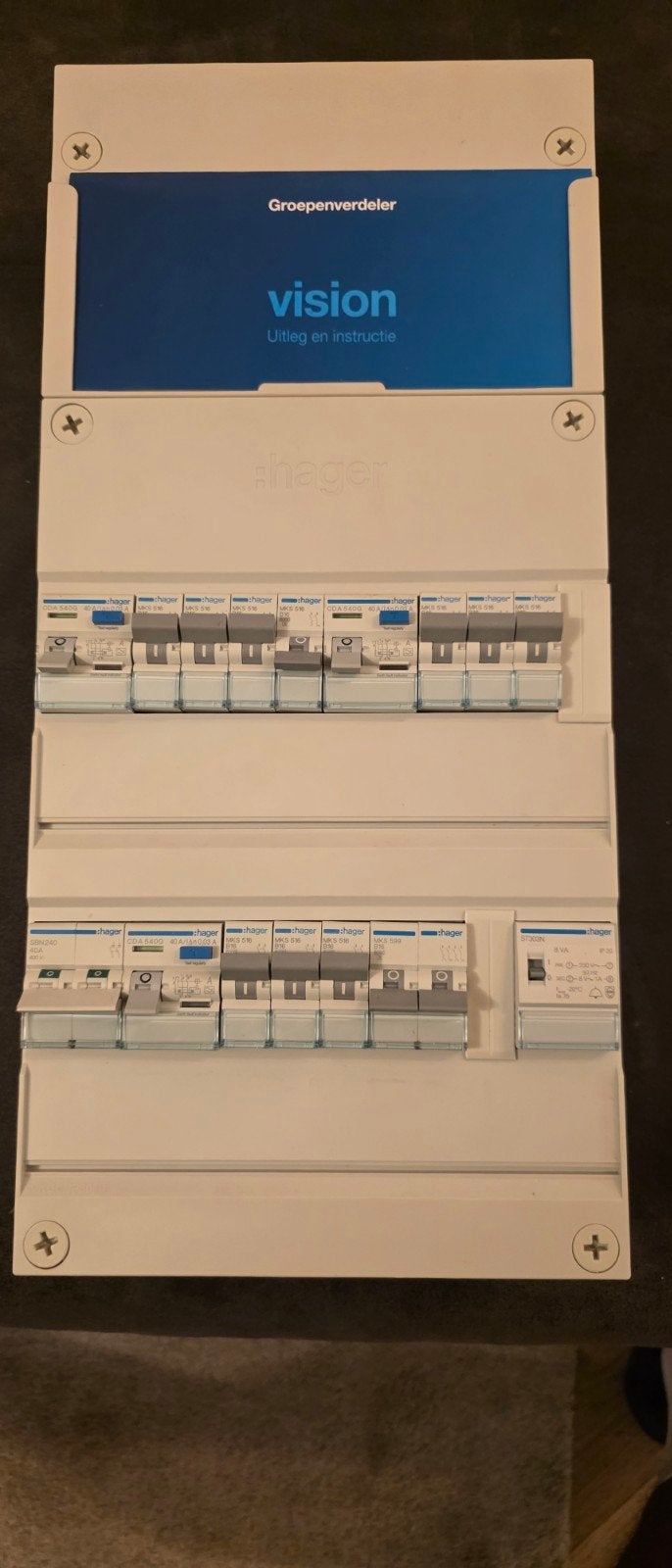 Hager Groepenverdeler Vision met installatieautomaten, Ophalen, Zo goed als nieuw, Overige typen