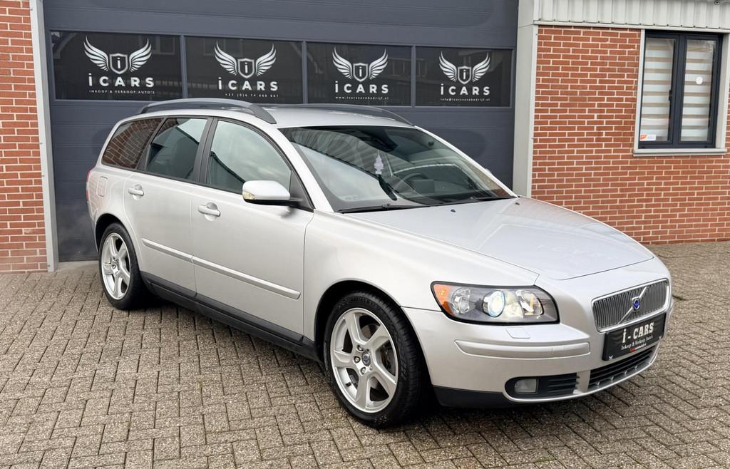 Volvo V50 2.4 Summum NAVI TREKHAAK 2e eigenaar, Auto's, Gebruikt, 2435 cc, 5 cilinders, 5 stoelen