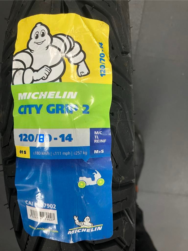 Band michelin 120/80-14 scooter burgman majesty silverwing, Info@hoevemotoren.nl, Nieuw, Ophalen of Verzenden, 7711cm