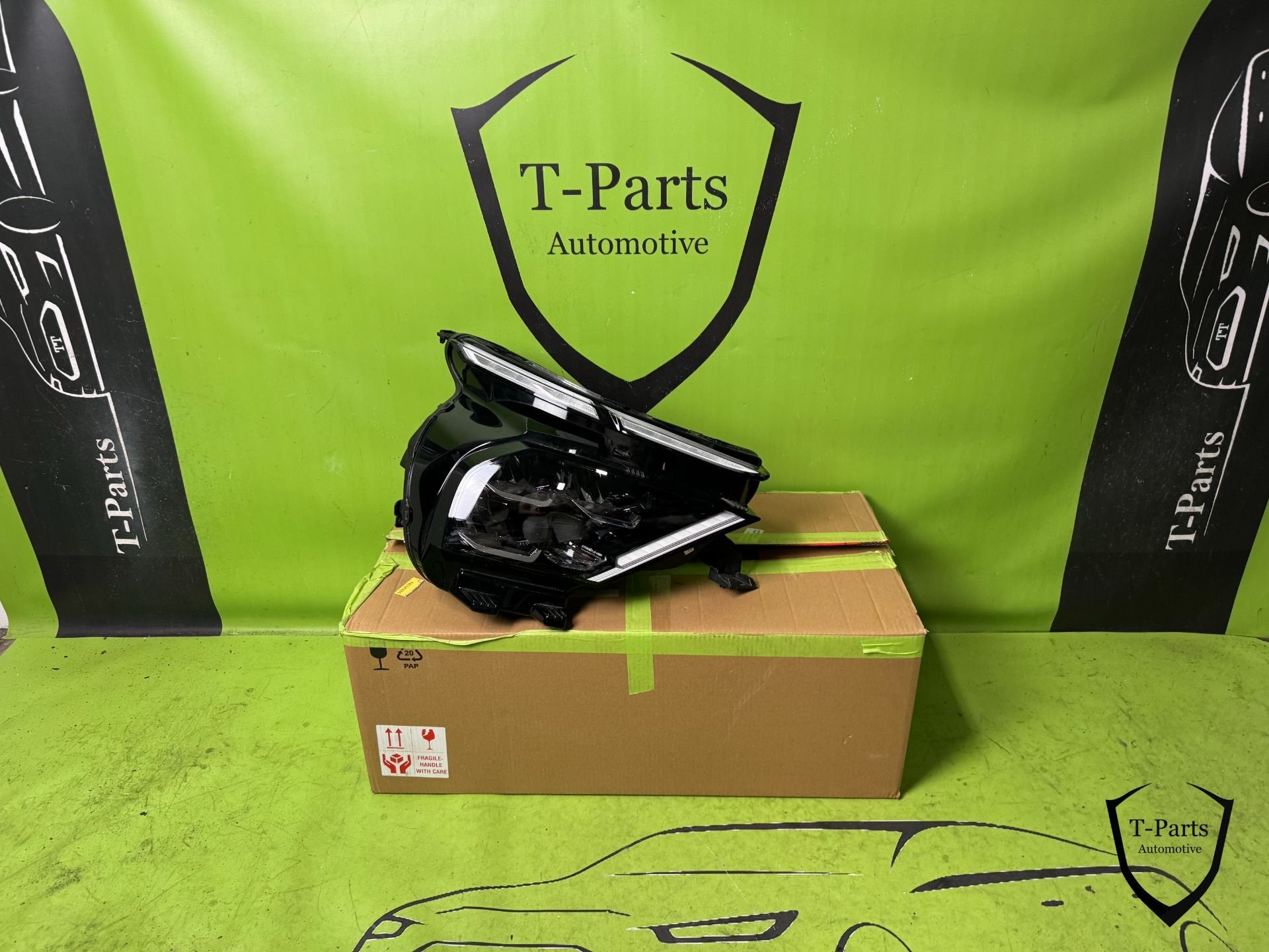 Citroen C4 Rechts koplamp e-C4 lamp LED 9830649280