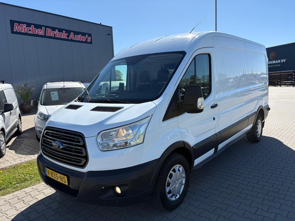 Ford Transit 350 2.2 TDCI L2H2 Trend 3 Zits, Auto's, Bestelauto's, Euro 5, Gebruikt, Zwart, 4 cilinders