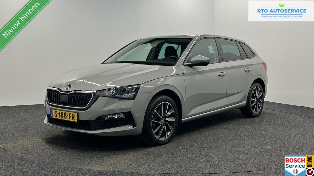 Skoda Scala 1.0 TSI Ambition CARPLAY DAB LM CRUISE., Voorwielaandrijving, 1131 kg, Gebruikt, Euro 6