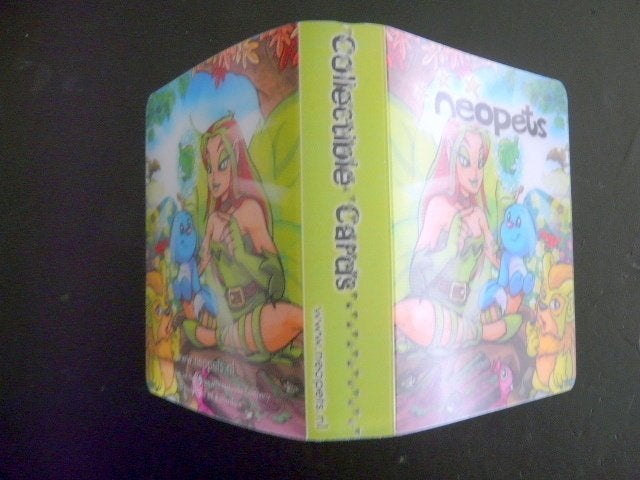 Neopets #boekje voor de kaarten te verzamelen (20 hoesjes), Ophalen of Verzenden, Zo goed als nieuw, Boek of Catalogus