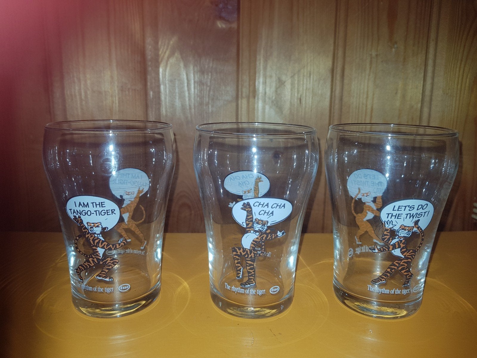 Vintage Esso tijger glazen "The Rhythm of the Tiger", Verzamelen, Glas en Borrelglaasjes, Ophalen of Verzenden, Gebruikt, Overige typen