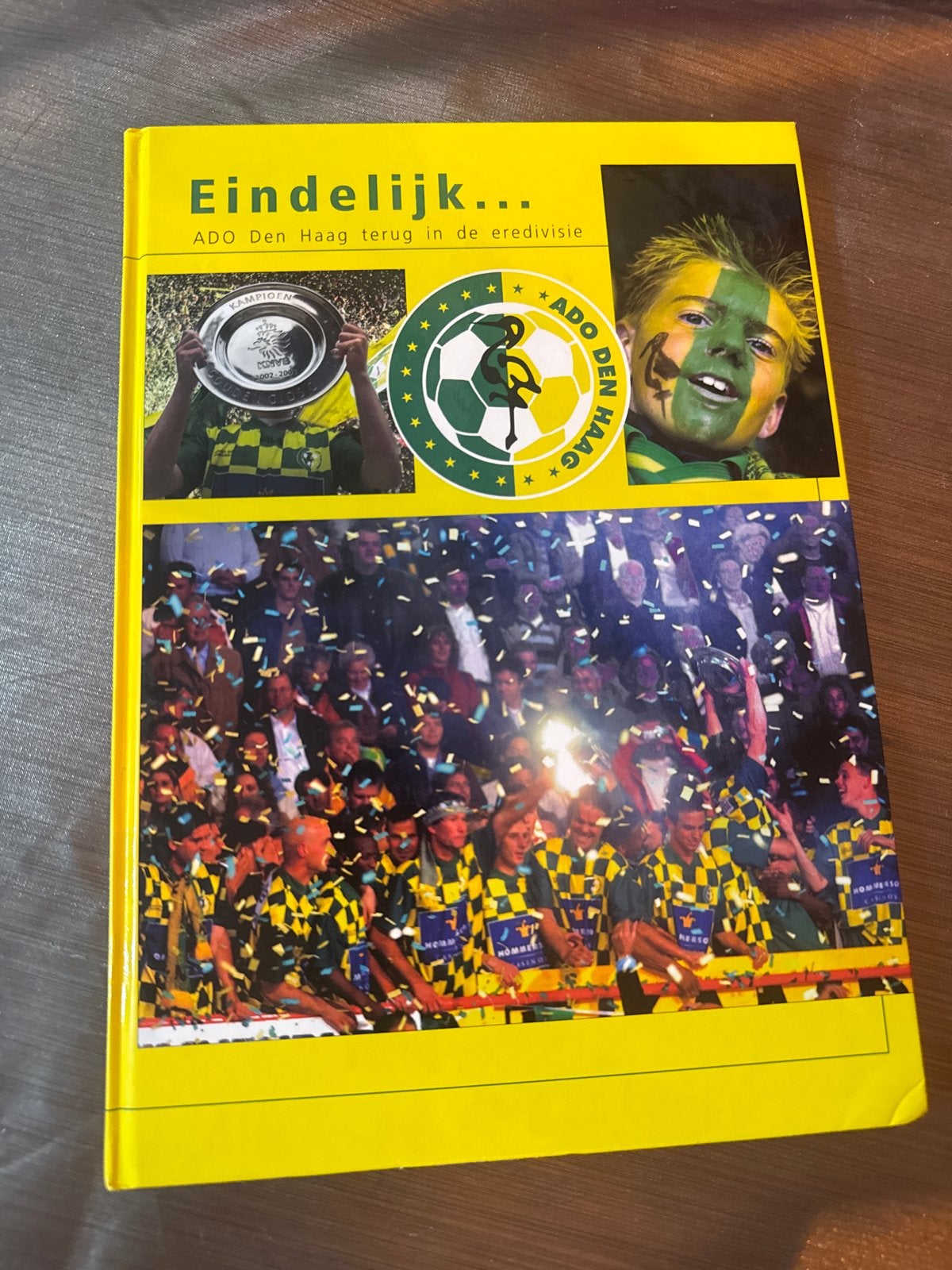 Eindelijk... ADO Den Haag terug in de eredivisie, Boeken, Sportboeken, Zo goed als nieuw, Balsport, Ophalen of Verzenden
