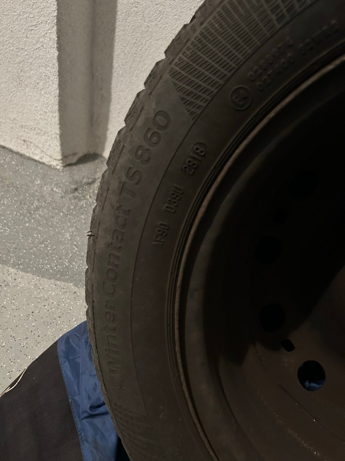 Continental TS860 Winterbanden gratis op te halen!, Auto-onderdelen, Banden en Velgen, Ophalen, Gebruikt, Winterbanden, Banden en Velgen