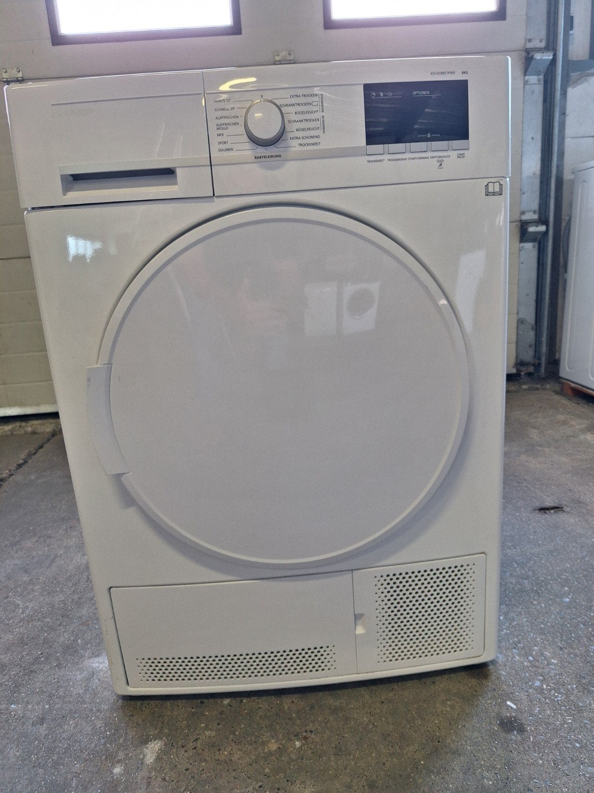 Prima Sharp condensdroger 8 kg - Werkt als nieuw!, Witgoed en Apparatuur, Wasdrogers, Zo goed als nieuw, Voorlader, Energieklasse A of zuiniger