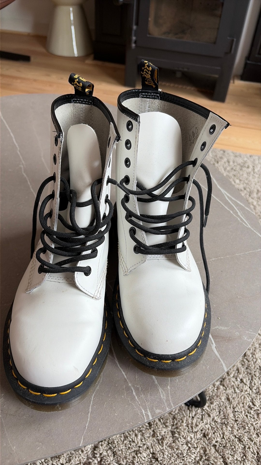 Dr martens maat 38, Wit, Overige typen, Ophalen of Verzenden, Zo goed als nieuw