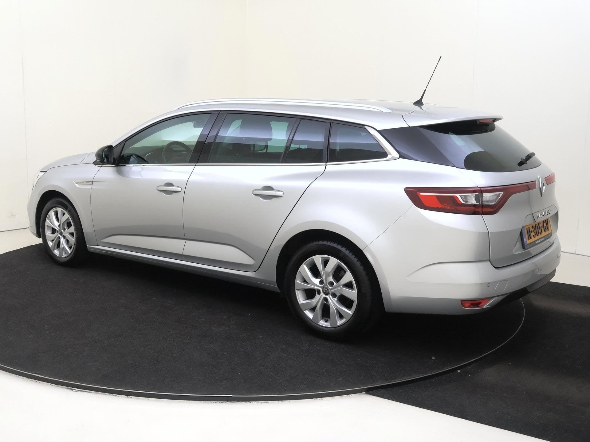 Renault Mégane Estate 1.3 TCe Limited | airco automatisch |, Voorwielaandrijving, Parkeersensor, Stof, Gebruikt