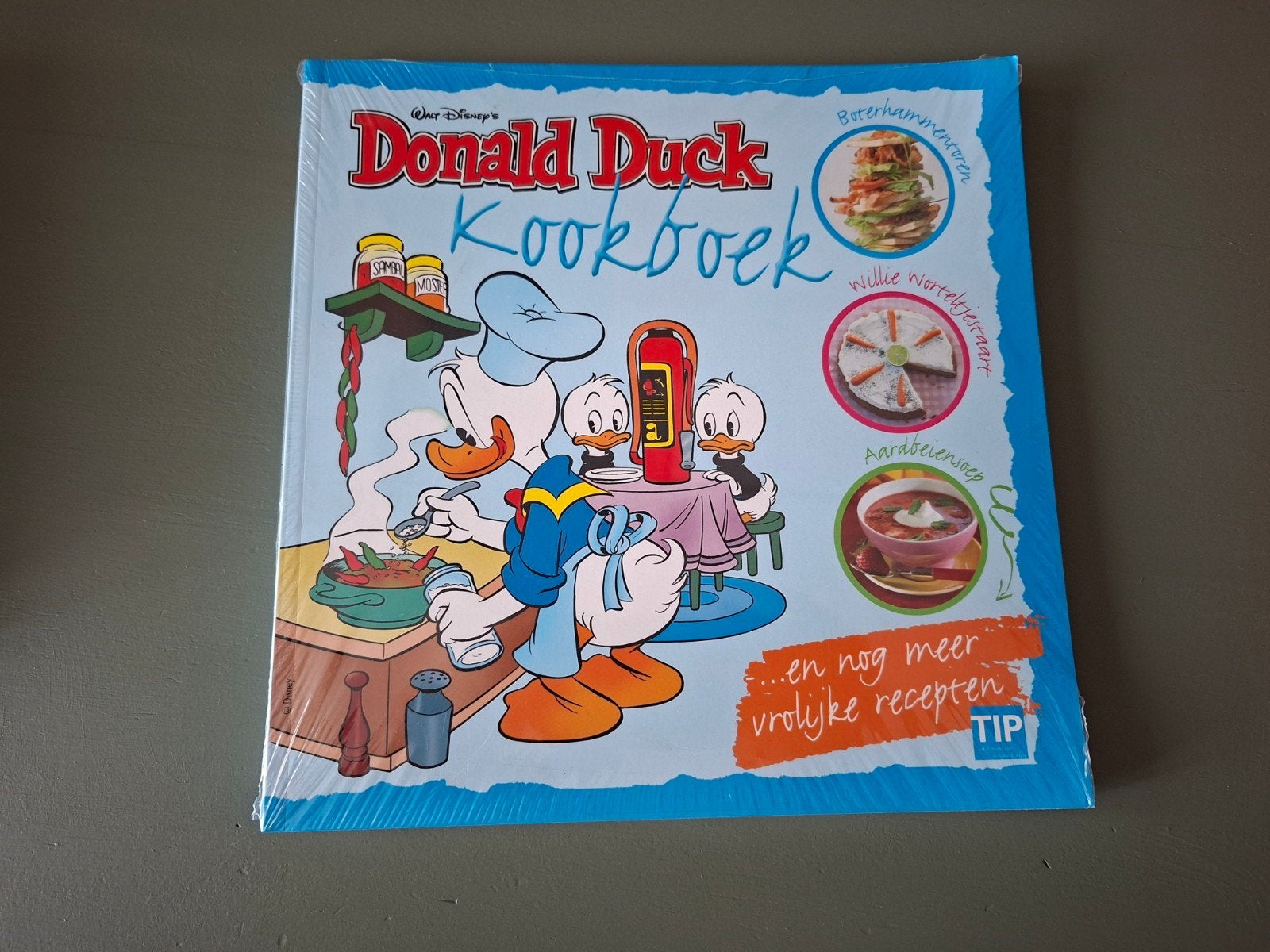 Donald Duck Kookboek - Vrolijke recepten voor jong en oud, Boeken, Walt Disney, Voorgerechten en Soepen, Nieuw, Ophalen of Verzenden