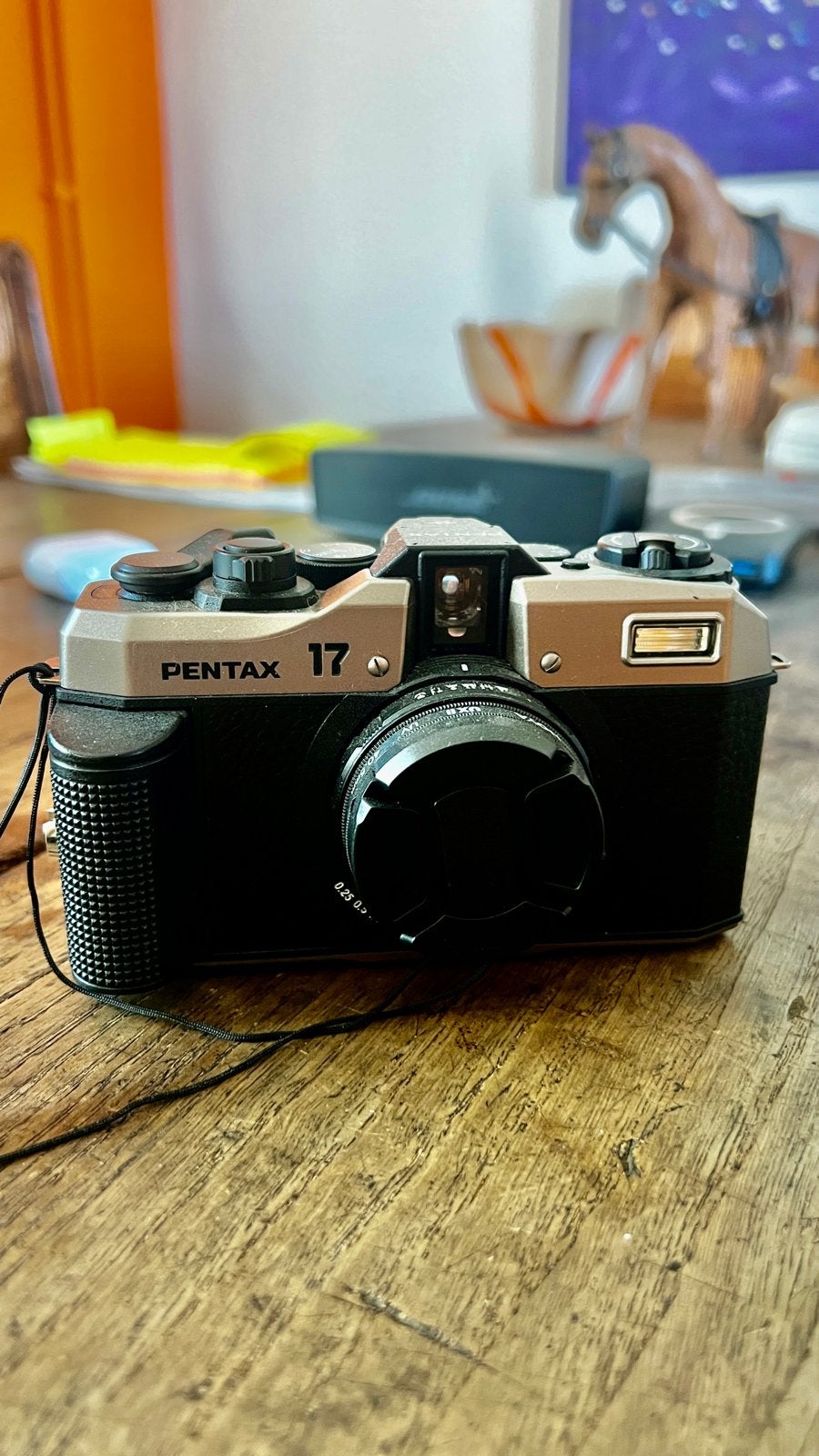 Pentax 17 Half-Frame Filmcamera - Nieuwstaat, Ophalen of Verzenden, Zo goed als nieuw, Compact, Pentax
