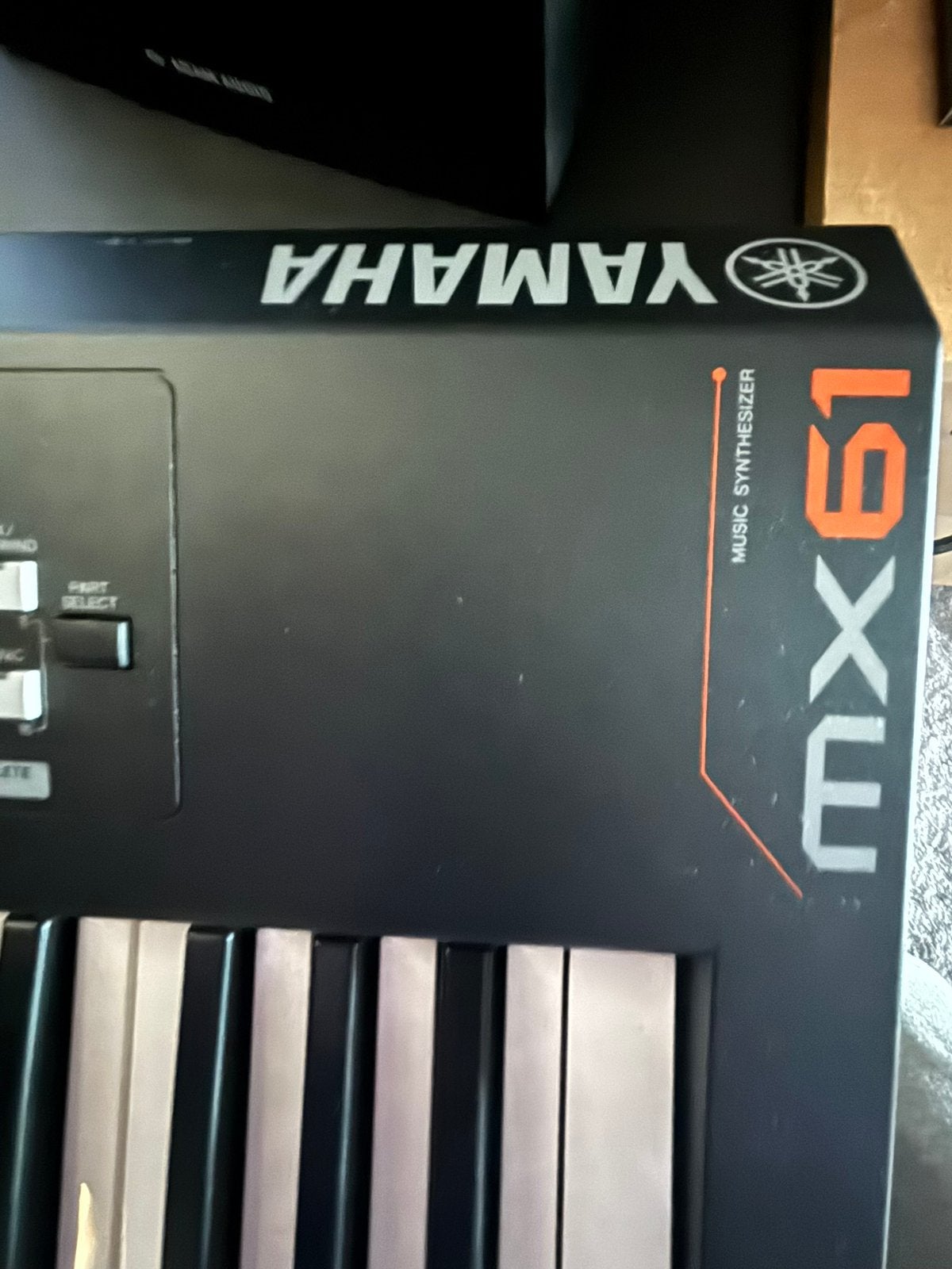 Yamaha mx61, Ophalen, Zo goed als nieuw