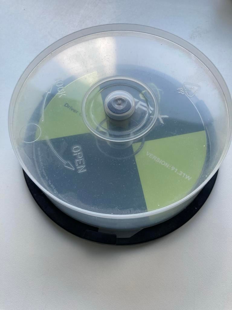 Spindel met 5 diverse CD's - Drivers en Audio, Computers en Software, Audio-software, Ophalen of Verzenden, Zo goed als nieuw