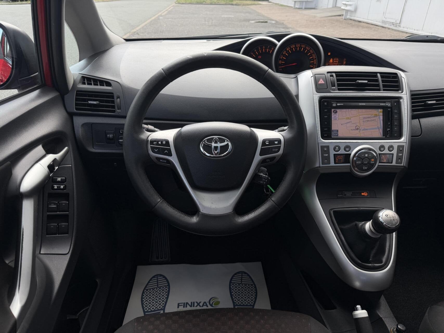 Toyota Verso 1.8 VVT-i Business - NAVI/PANODAK/CAMERA/NAP, Auto's, Voorwielaandrijving, Euro 5, 4 cilinders, Handgeschakeld