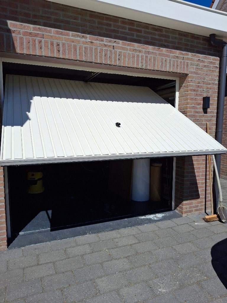 Garagedeur, Ophalen, Gebruikt, 120 cm of meer, Garagedeur