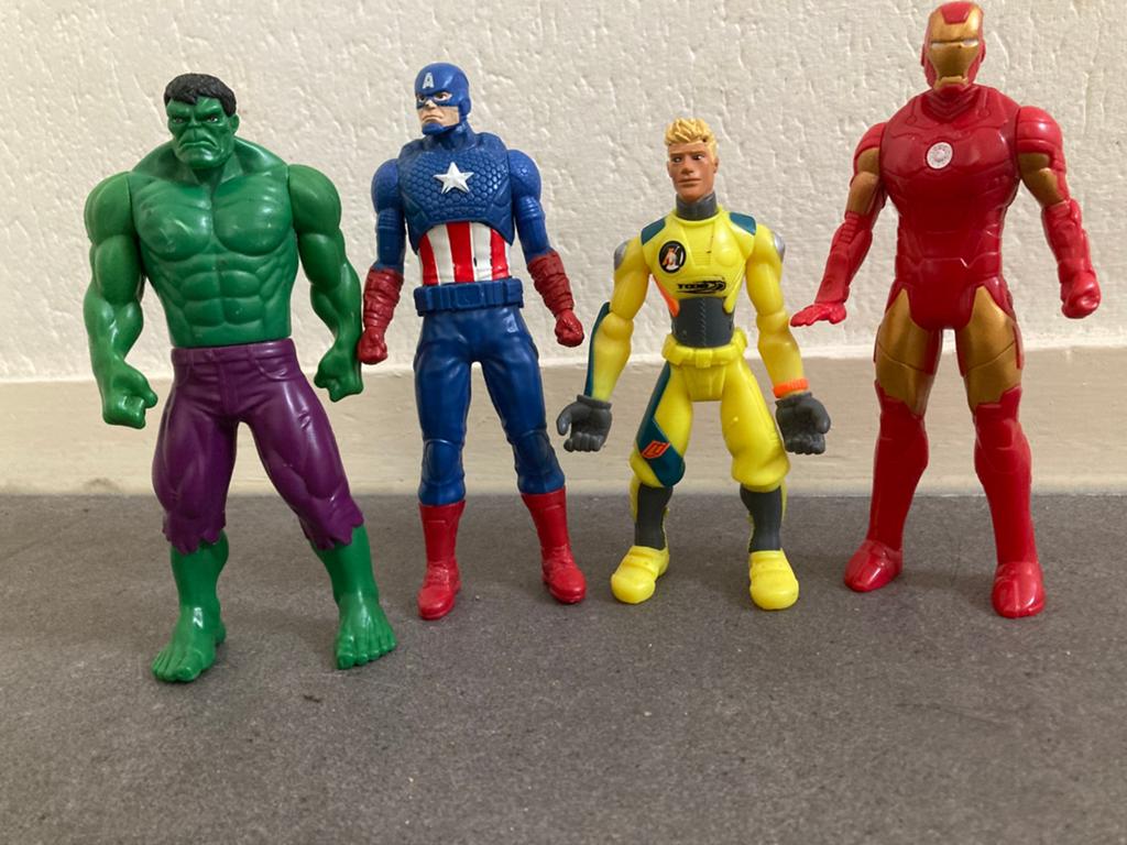 Hasbro ; Captain America, de Hulk, Titan Hero, Ollie Sharker, Kinderen en Baby's, Speelgoed | Actiefiguren, Ophalen of Verzenden