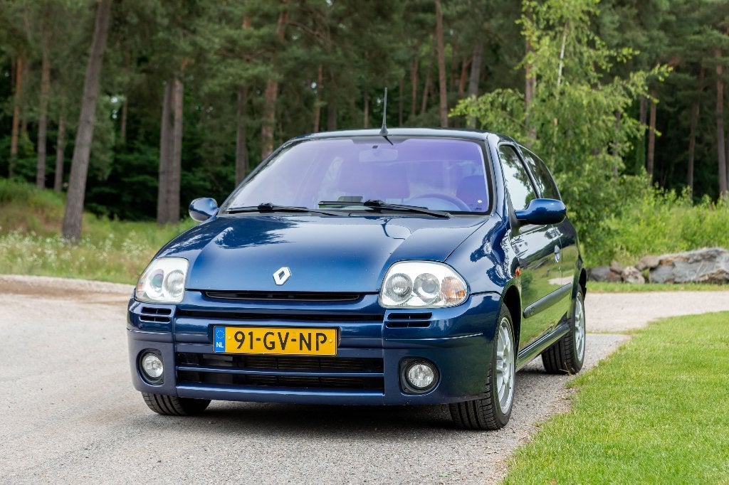 Renault Clio 2.0 16V Sport Phase 1 RS 2001 Blauw | Orig. NL, 1998 cc, 40 €/maand, 4 cilinders, Blauw
