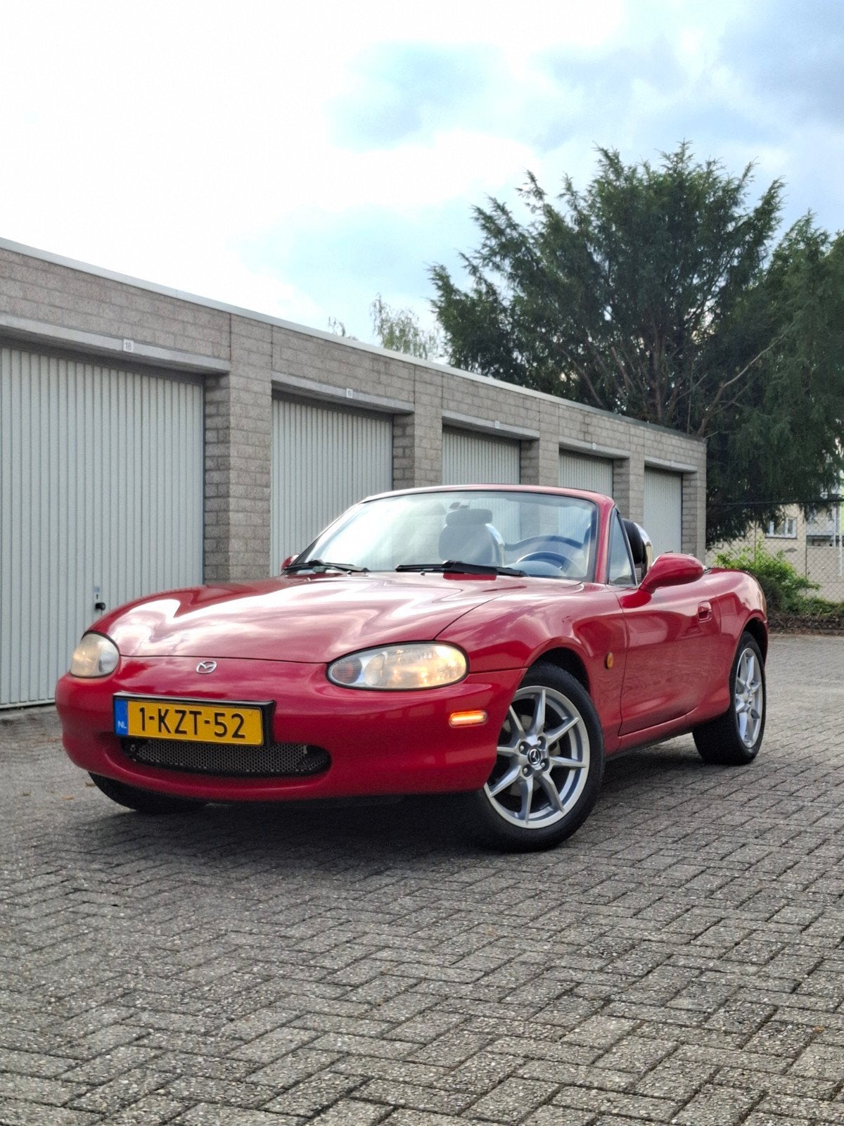 Mazda MX-5 NB 1.6 I 1998 Rood, Auto's, Mazda, Particulier, MX-5, ABS, Benzine, Cabriolet, Handgeschakeld, Geïmporteerd, Rood, Zwart