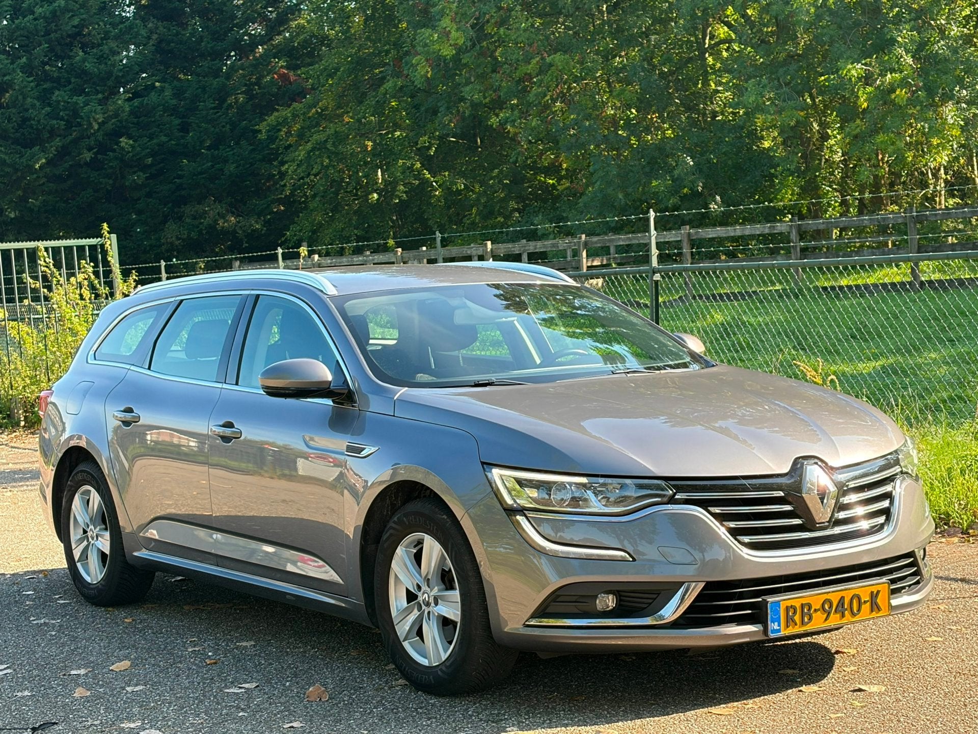 Renault Talisman Estate 1.6 TCe Zen /Automaat/Navi/Trekhaak/, 1618 cc, Gebruikt, Euro 6, 4 cilinders