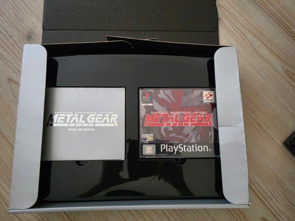 Metal Gear Solid Premium Package PS1 Enkel Doos+CD+Game, Avontuur en Actie, Gebruikt, Vanaf 18 jaar, 1 speler