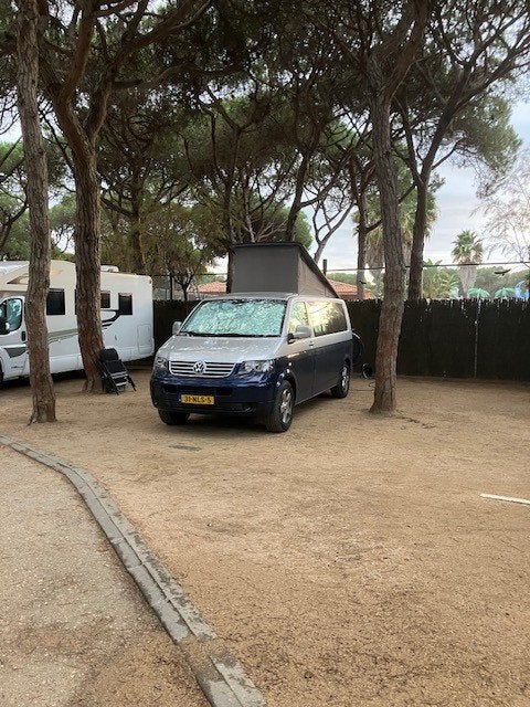 VW Transporter T5 XL Buscamper 2.5 TDI 5 Cylinder 130 PK, Buscamper of Camperbus, Volkswagen, Tot en met 2, Particulier
