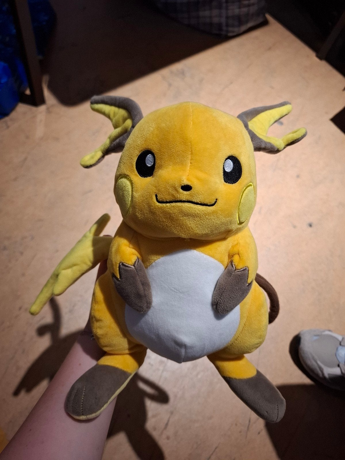 Pokémon Raichu Knuffel - Zo goed als nieuw, Kinderen en Baby's, 10700 NE 4th St, Suite 2800, Bellevue, WA 98004, USA, Geel, Overige typen