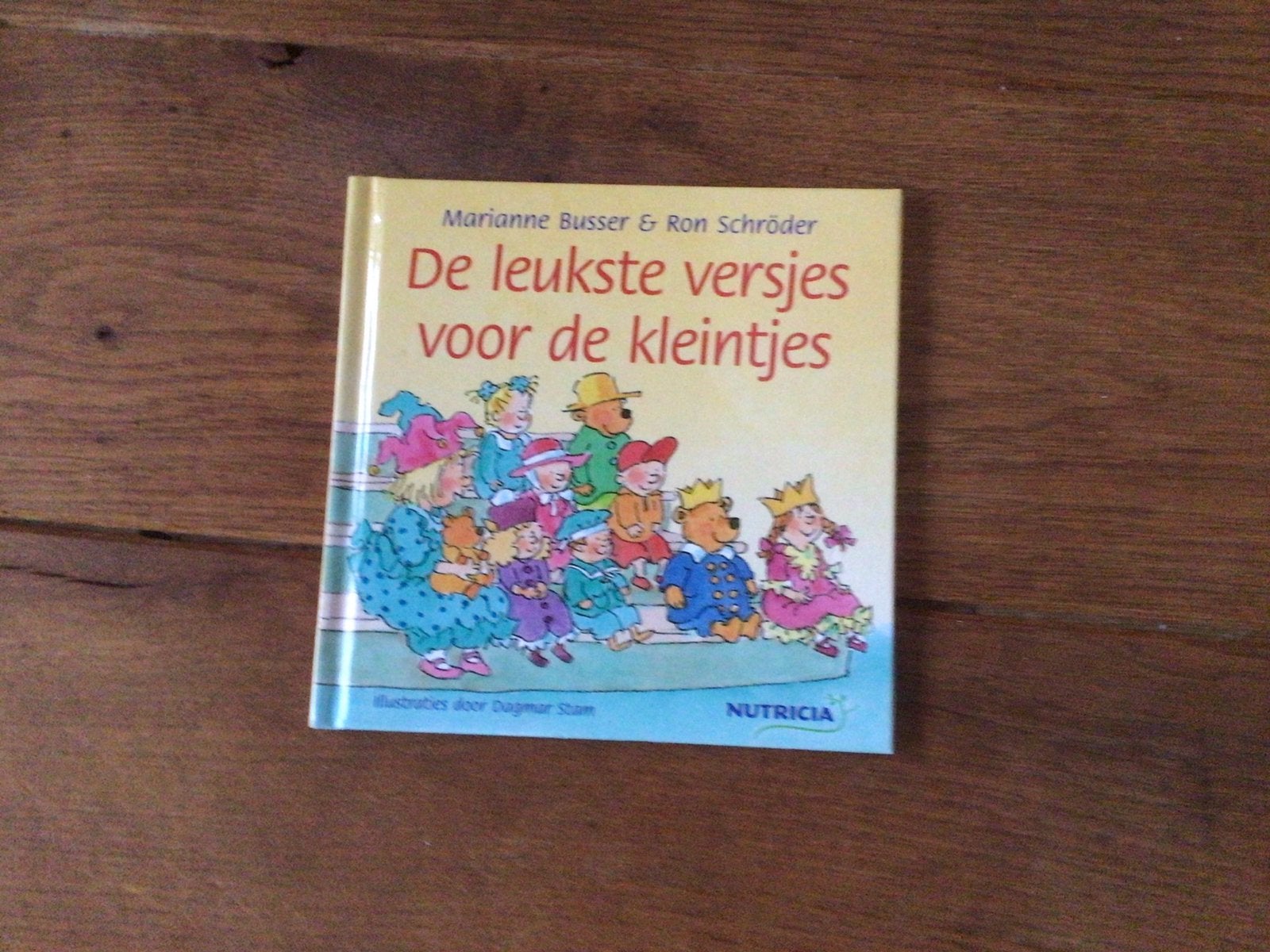 De leukste versjes voor de kleintjes Marianne Busser, Ophalen of Verzenden, Zo goed als nieuw, Fictie algemeen