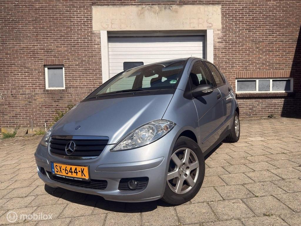 Mercedes A-klasse 150 Classic, Blauw, 49 €/maand, 14 km/l, 1000 kg