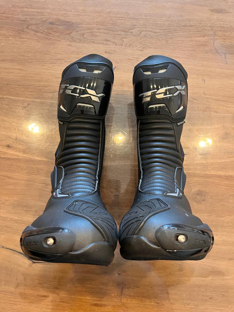 TCX motorlaarzen zo goed als nieuw maat 43, Motoren, Kleding | Motorkleding, Ophalen of Verzenden, Tweedehands, Laarzen