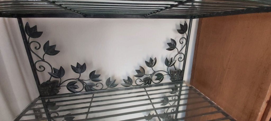 groen metalen kast met versiering, Huis en Inrichting, Ophalen, Zo goed als nieuw