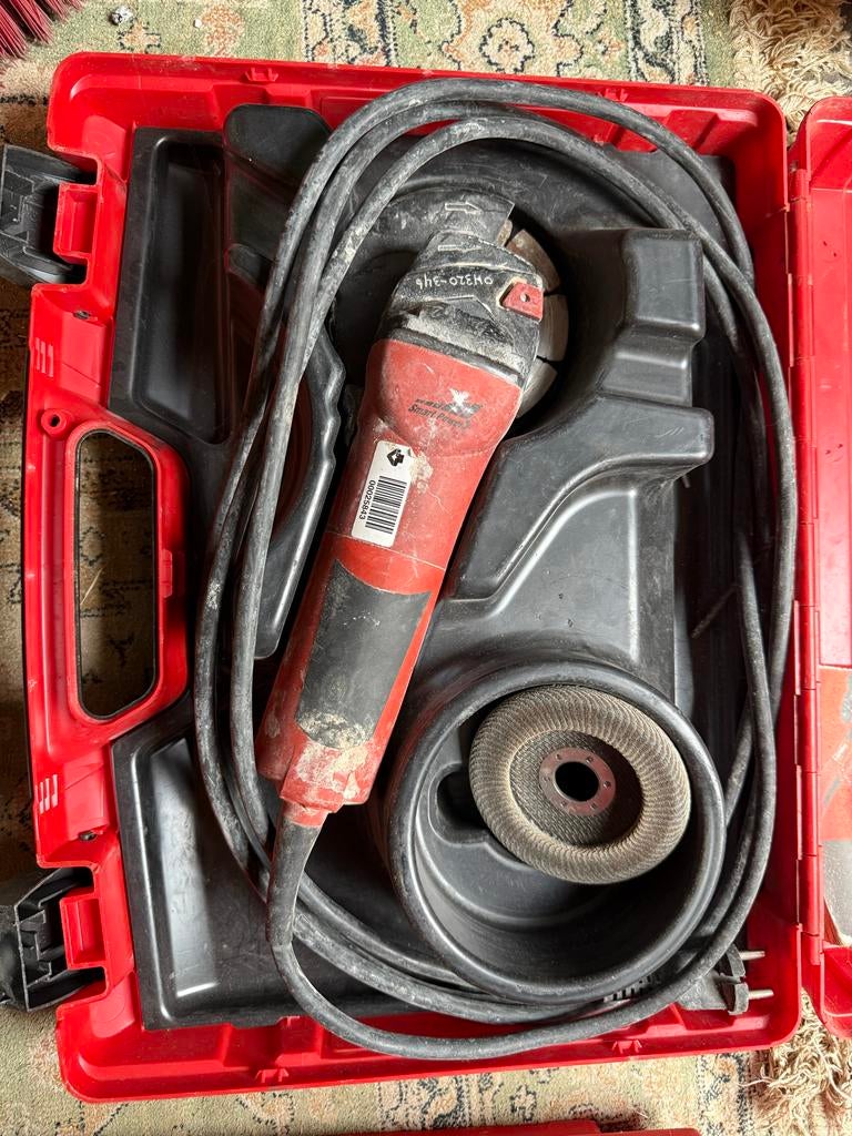 Hilti DAG-125 S Haakse Slijper in Koffer, Doe-het-zelf en Verbouw, Gereedschap | Slijpmachines, Ophalen of Verzenden, Gebruikt