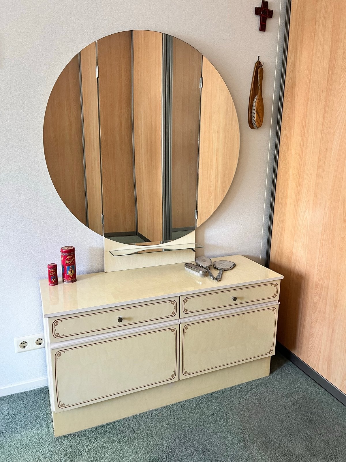 Vintage kaptafel met grote ronde spiegel, Ophalen, Gebruikt, 100 tot 150 cm, 150 tot 200 cm