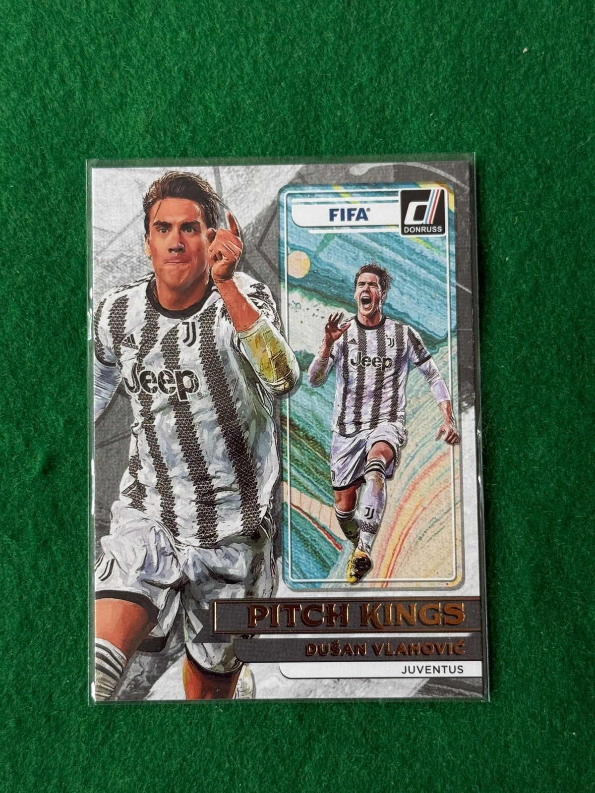 Dušan Vlahović #22 Juventus Panini Donruss 2022-23, Ophalen of Verzenden, Zo goed als nieuw, Buitenlandse clubs, Poster, Plaatje of Sticker
