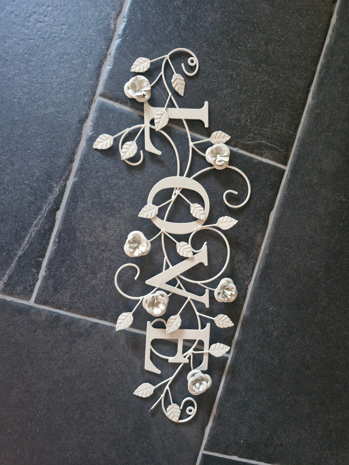 ijzeren wanddecoratie LOVE .Ca 59 cm lang, Ophalen