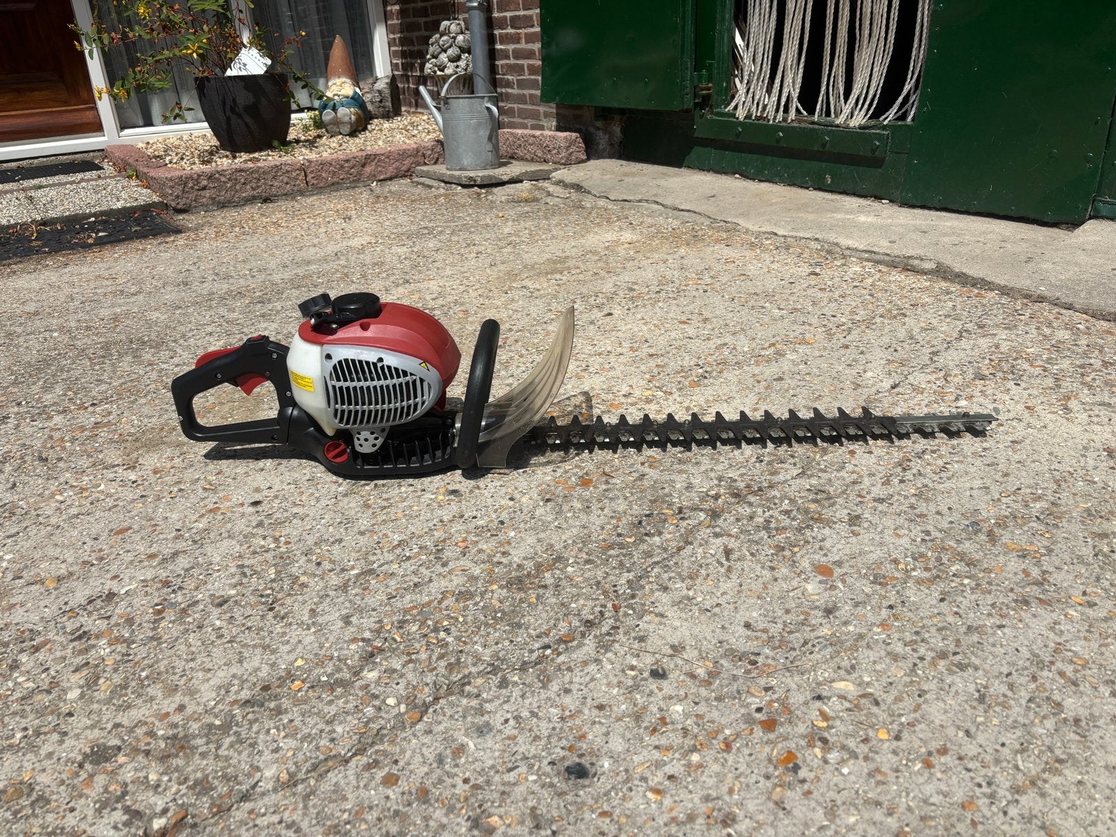 IKRA BHSN 602 Benzine Heggenschaar - Krachtig en Betrouwbaar, Tuin en Terras, Heggenscharen, Ophalen, Gebruikt, Benzine