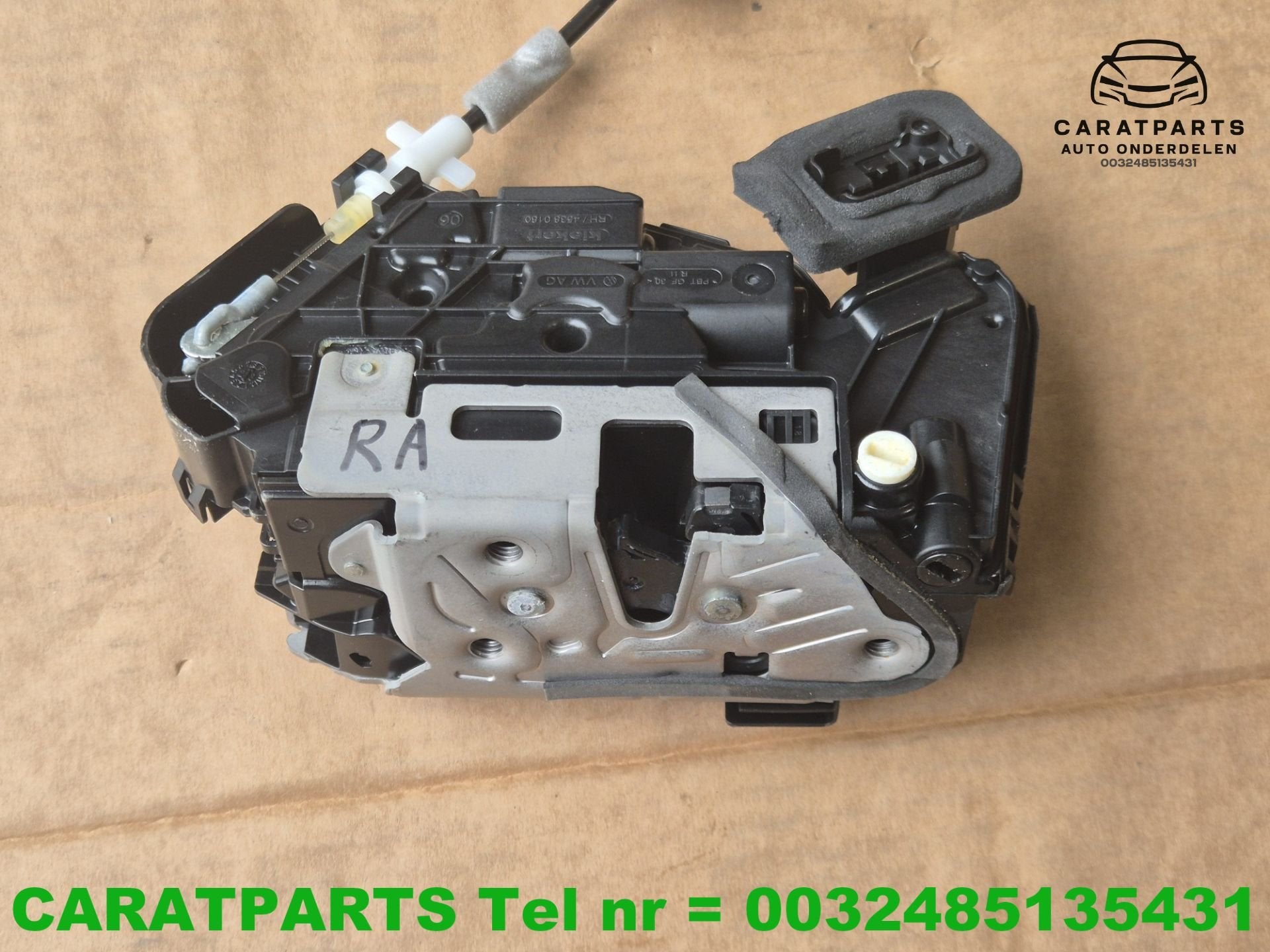 5TA839016Q Tiguan portierslot T-Roc deurslot Arteon Touran, Auto-onderdelen, Gebruikt, Volkswagen AG, Audi, Berliner Ring 2
38440  Wolfsburg, DE