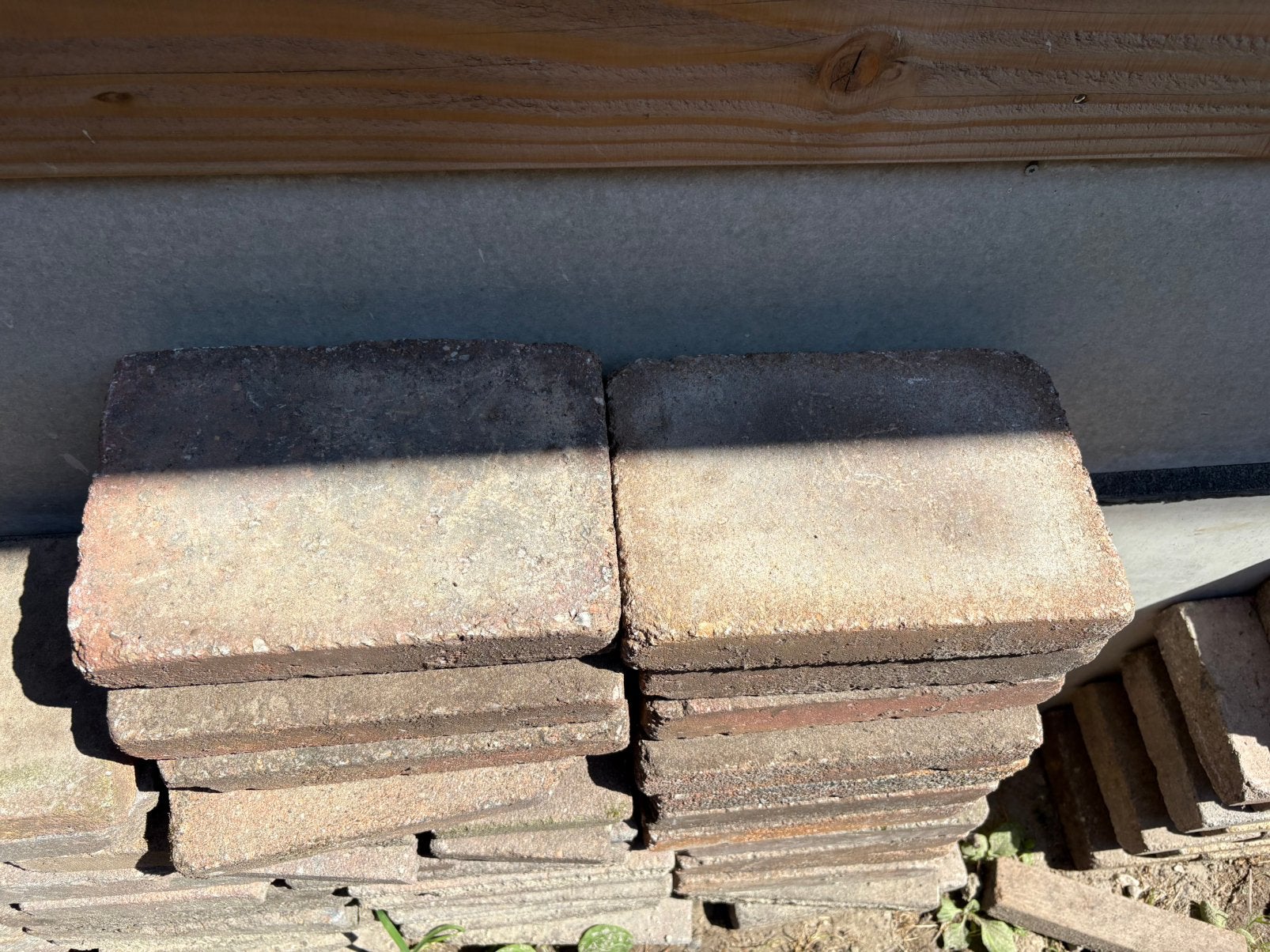 Gratis 2,5m2 terras tegels, Ophalen, Gebruikt, Beton, Terrastegels